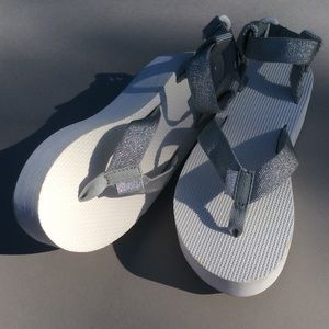 platform water shoes